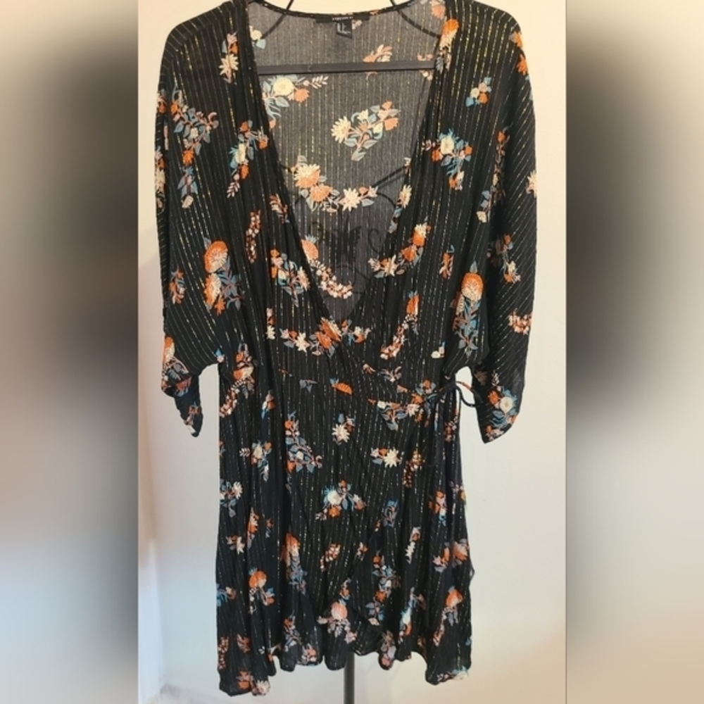 Kimono‎ mini flower dress